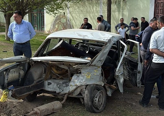 В Билясуваре столкнулись два автомобиля, есть погибший