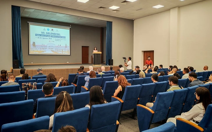 В Ханкенди начала работу VII Летняя школа тюркологии