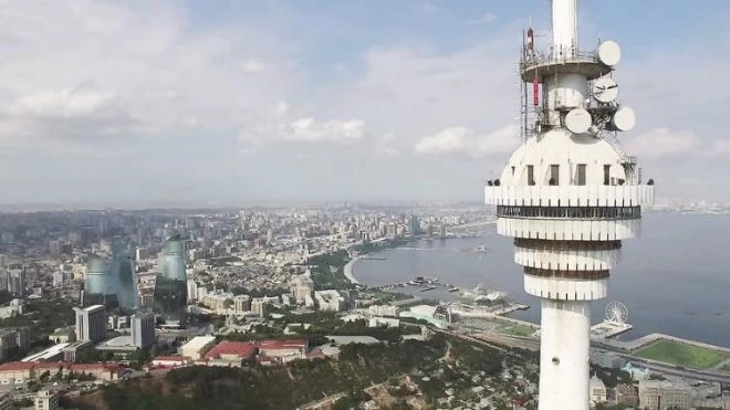 В Азербайджане точное время будут транслировать через телебашню