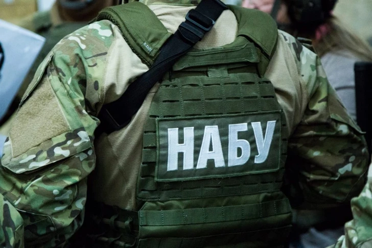Обыски в доме руководителя Офиса президента Украины завершились без подозрений