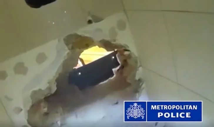 Media.az - Новости Азербайджана - Ограбление через тоннель: в Лондоне похищены драгоценности на сумму более 1,5 млн манатов