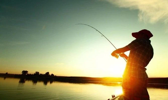 Занимавшийся рыболовством на реке Кура мужчина погиб в результате несчастного случая