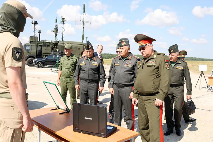 Media.az - Новости Азербайджана - Продолжается визит начальника Генерального штаба в Беларусь