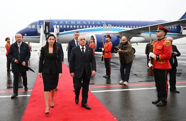 Премьер-министр Азербайджана находится с рабочим визитом в Грузии