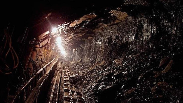 Число жертв взрыва газа на угольной шахте в Китае достигло 90 человек