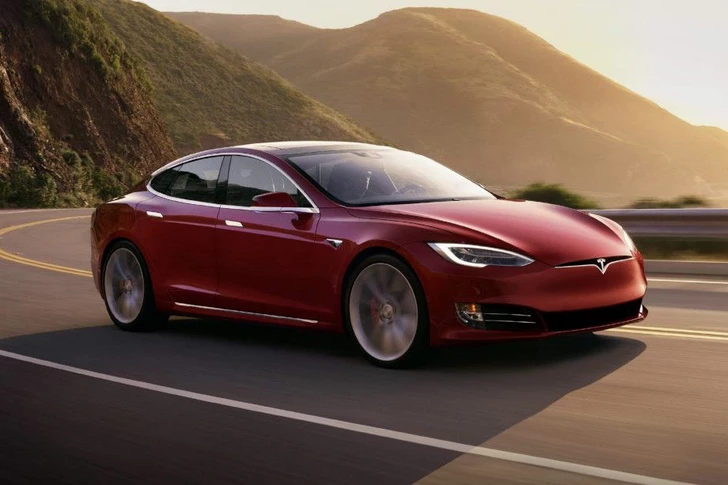 Суд в США обязал Tesla выплатить более $ 240 млн за ДТП со смертельным исходом