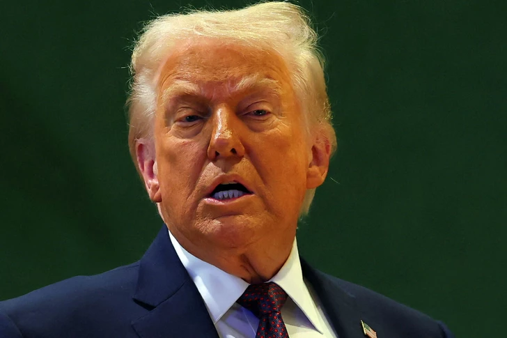 Трамп заявил, что США не раскрывают свои планы по Ирану союзникам