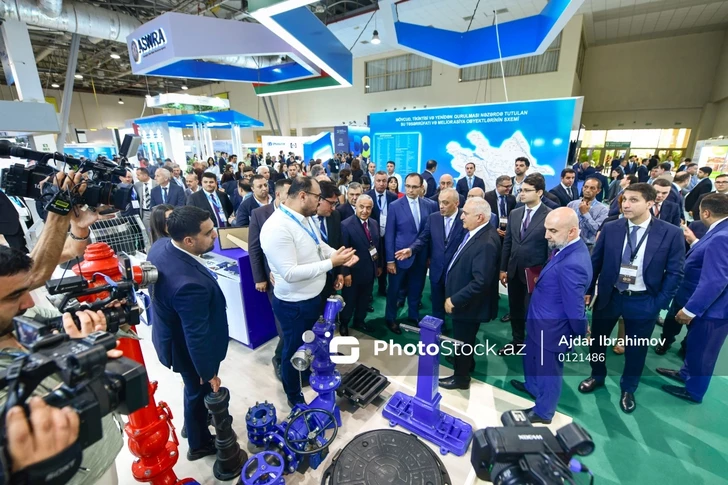 На Бакинской водной неделе подписаны важные соглашения между ADSEA и SOCAR Green