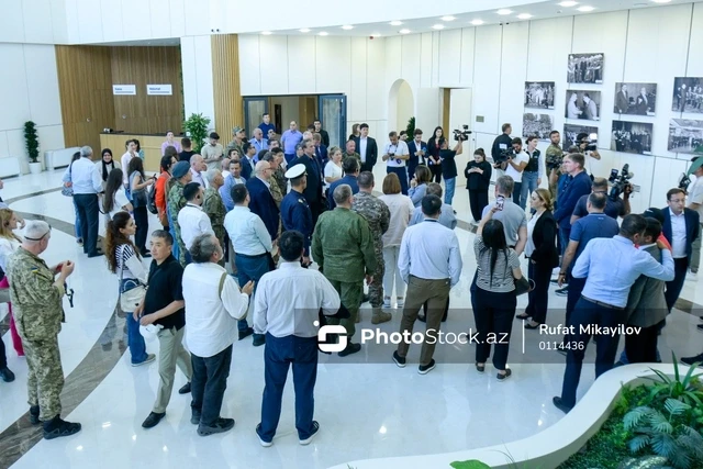 Media.az - Новости Азербайджана - Аккредитованные в Азербайджане дипломаты возвращаются из Агдама в Баку на скоростном поезде
