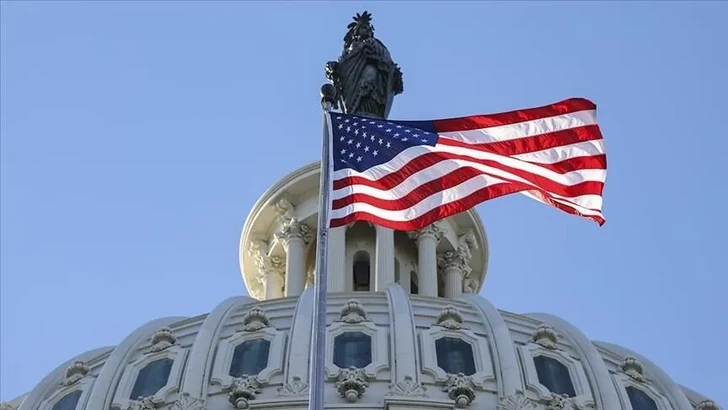 В Сенате США внесут резолюцию о военных полномочиях против военных действий Трампа в Омане