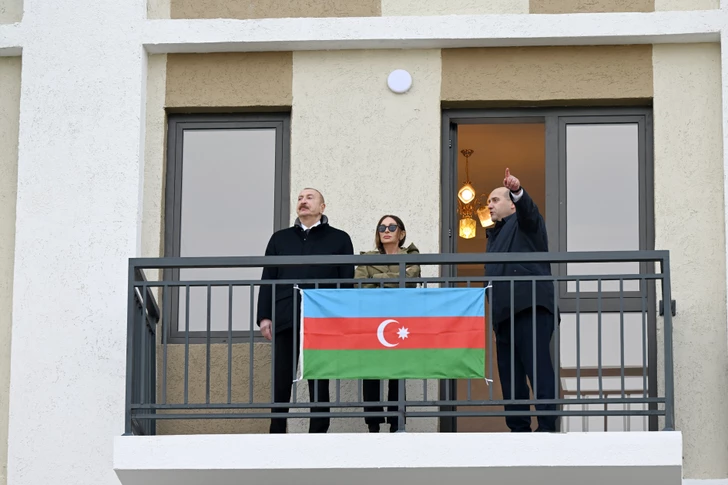 Media.az - Новости Азербайджана - Президент поучаствовал в открытии 2го жилого комплекса в Агдаме