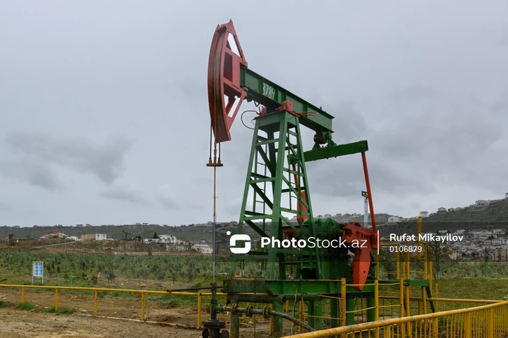Азербайджанская нефть Azeri Light продолжает расти в цене на мировых торгах