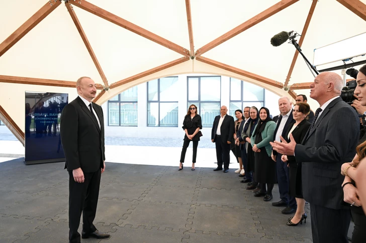 Media.az - Новости Азербайджана - Президент и первая леди совершили поездку в Джебраильский район