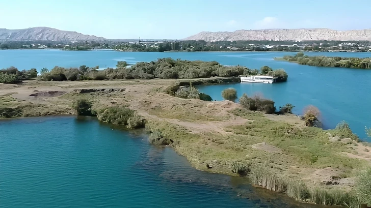 Уровень воды в Мингячевирском водохранилище снизился почти на метр