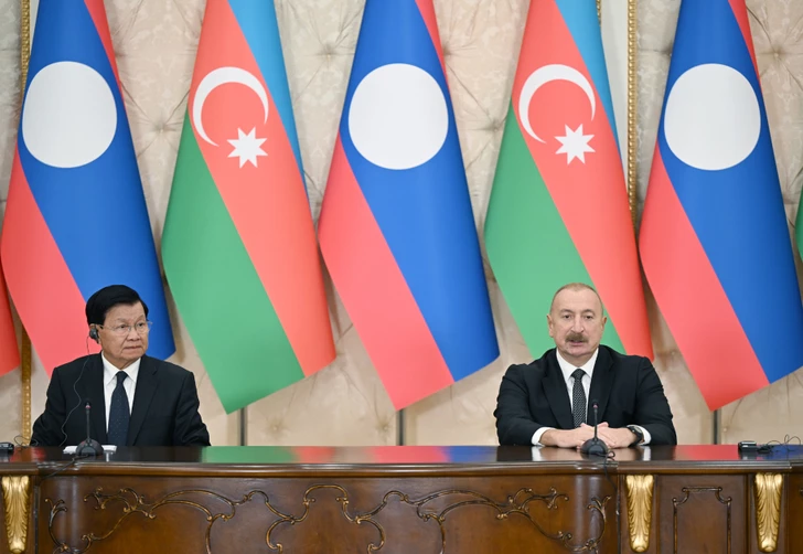 Президенты Азербайджана и Лаоса выступили с заявлениями для прессы