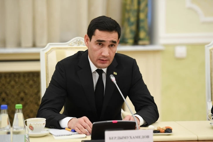 Президент Туркменистана подтвердил курс на развитие сотрудничества с Азербайджаном