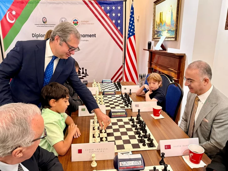 Посольство Азербайджана организовало шахматный турнир в США с участием дипломатов и чиновников