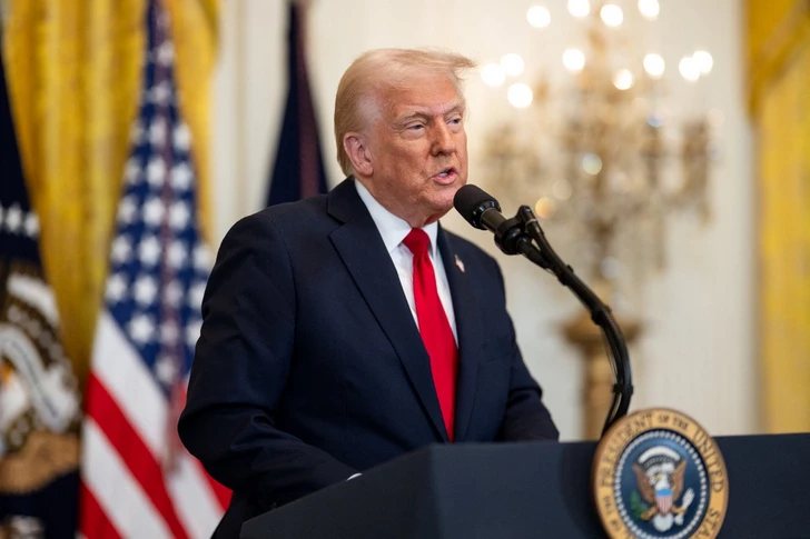 Интрига в Белом доме: Трамп анонсировал внеплановое обращение к СМИ