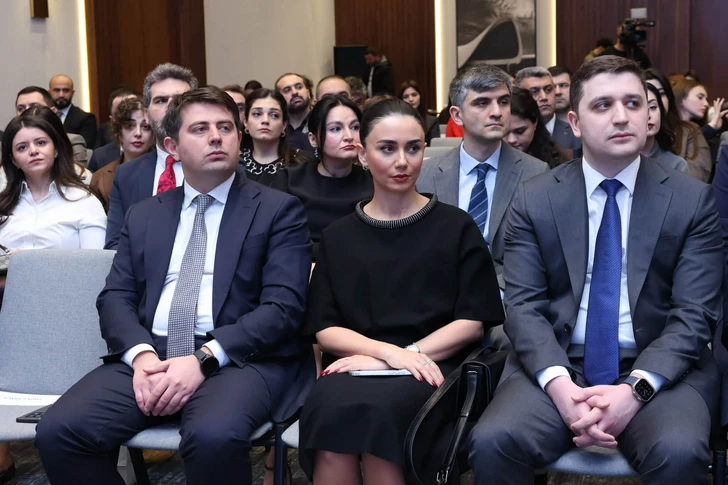 Media.az - Новости Азербайджана - Началась выдача карты TəhsilPlus для всех работников сферы образования