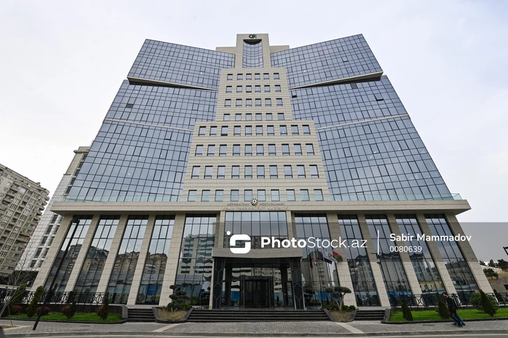 В Азербайджане пересмотрен лимит служебных автомобилей для Минсельхоза