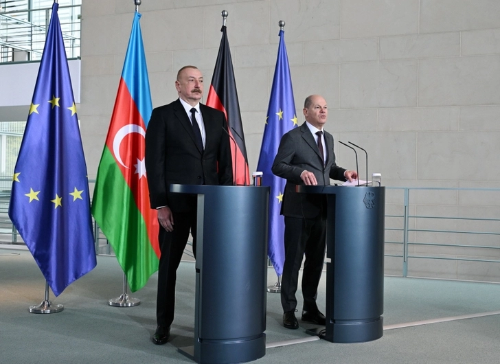 Ильхам Алиев и Олаф Шольц провели совместную пресс-конференцию
