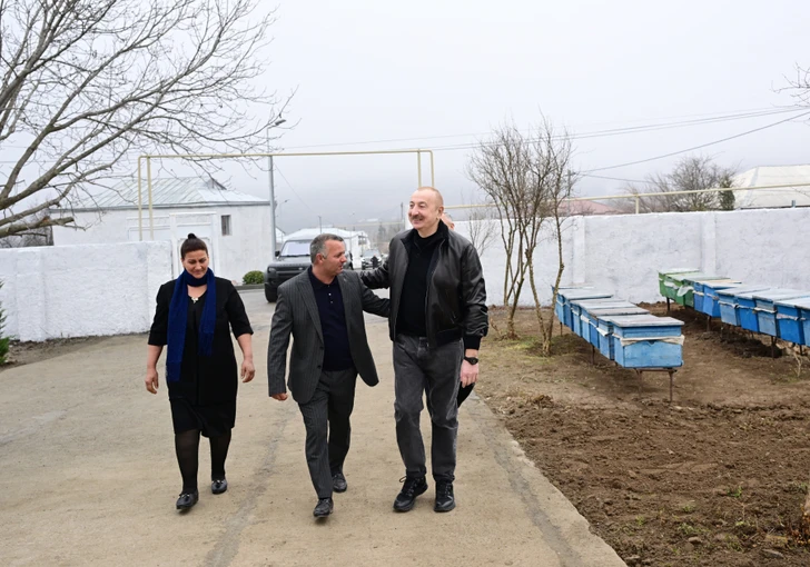 Media.az - Новости Азербайджана - Ильхам Алиев встретился с жителями села Баллыджа в Ходжалы