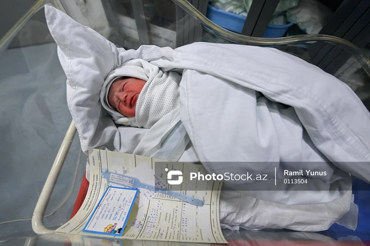 Тревожная динамика: кесарево сечение вытесняет естественные роды в Азербайджане
