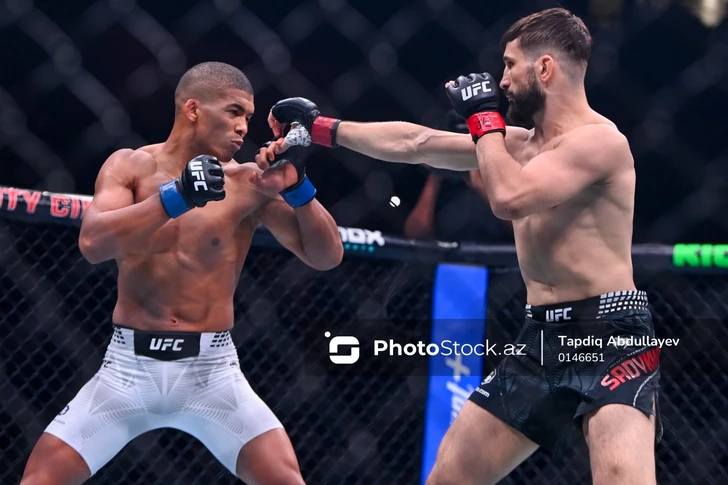 Media.az - Новости Азербайджана - В Баку прошел турнир UFC Fight Night: Рафаэль Физиев одержал победу в главном бою основного карда