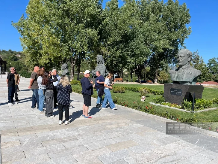 Media.az - Новости Азербайджана - Грузинские журналисты и блогеры ознакомились с достопримечательностями Шуши