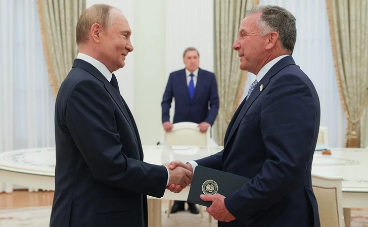 Стив Уиткофф предложил Владимиру Путину возобновить трехсторонние переговоры РФ-США-Украина