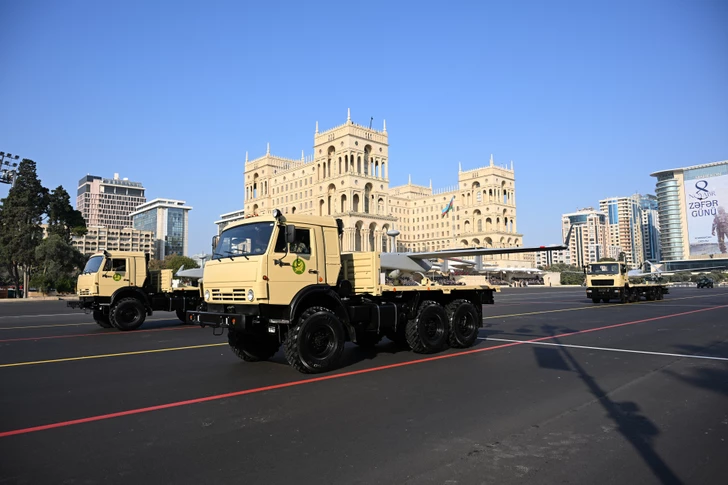 Media.az - Новости Азербайджана - Президент Ильхам Алиев выступил на военном параде, посвященном пятой годовщине Победы