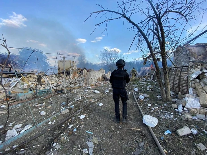 ВС России сбросили сверхмощную бомбу на украинское село: уничтожена целая улица