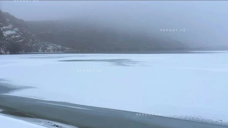 В Нахчыване замерзло водохранилище