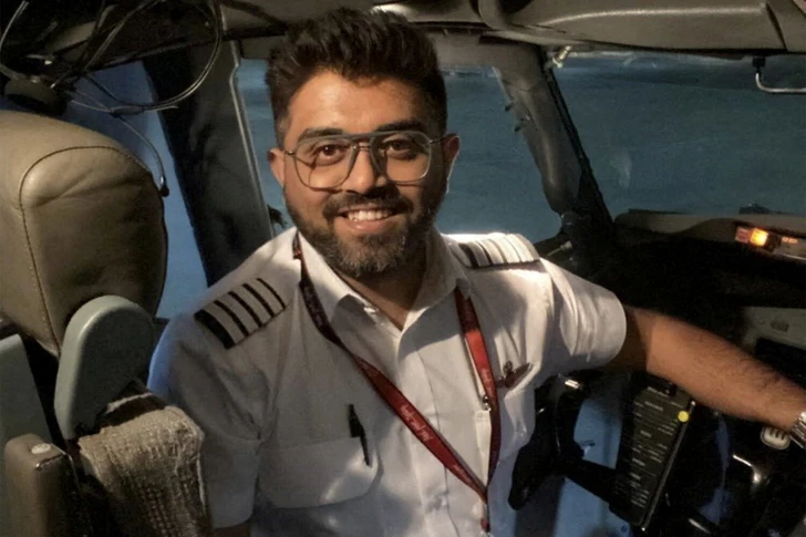 Раненный на рейсе Flydubai пилот рассказал Нетаньяху, как напарник застал его врасплох