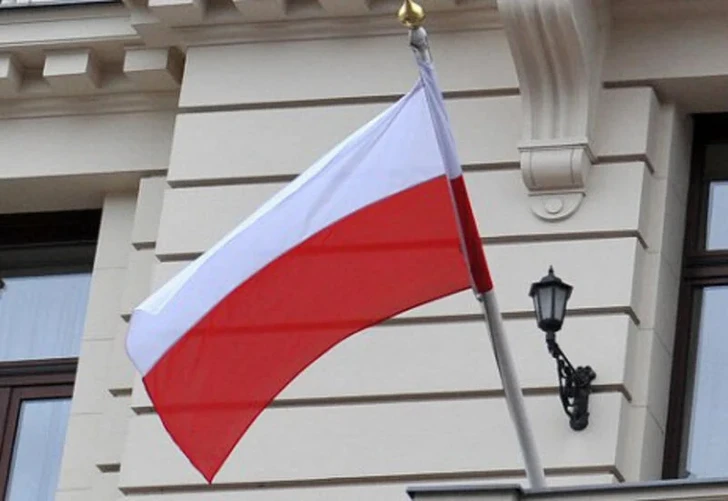 Два польских посла объявили об отставке из-за кризиса вокруг Конституционного суда страны