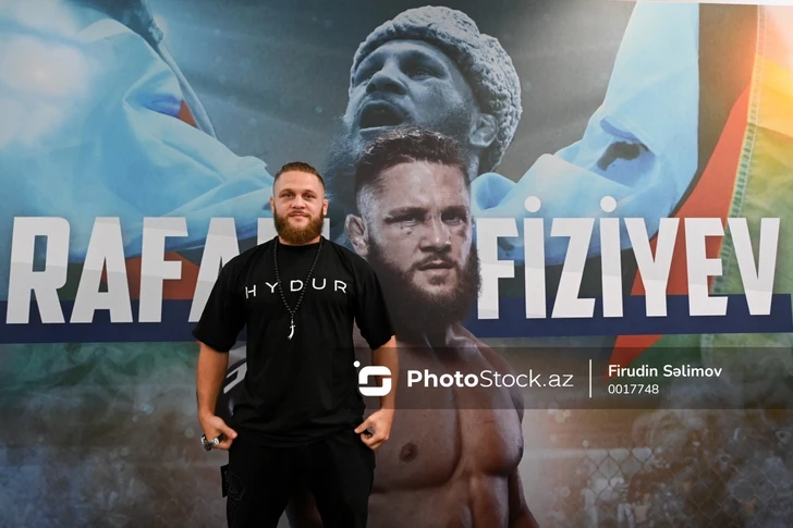 Боец ​​UFC Рафаэль Физиев объяснил, почему выбрал Азербайджан