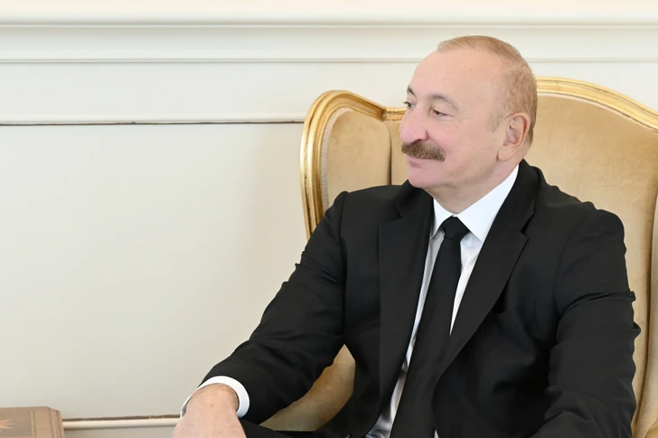 Media.az - Новости Азербайджана - Президент Ильхам Алиев вручил Фархаду Халилову орден «Истиглал»