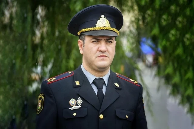 Media.az - Новости Азербайджана - В Баку инструктор по вождению посадил несовершеннолетнего за руль на загруженном проспекте