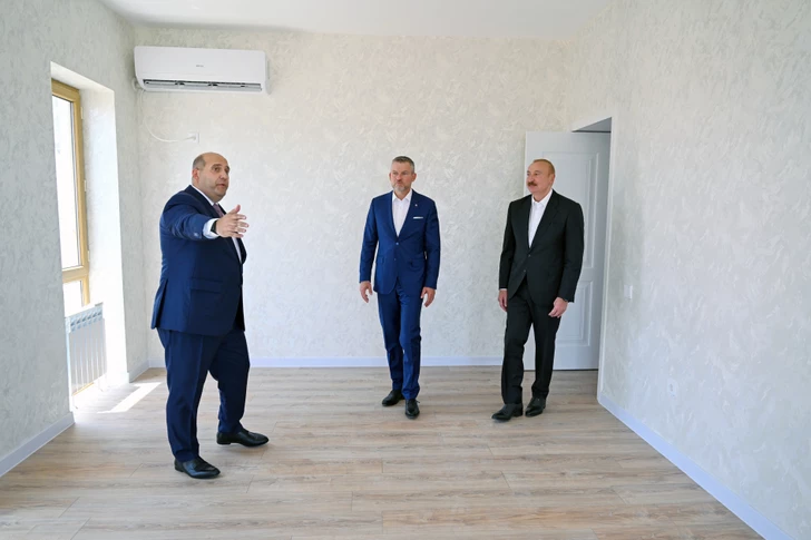 Media.az - Новости Азербайджана - Ильхам Алиев и Петер Пеллегрини ознакомились с ходом работ в селе Баш Гарвенд Агдамского района