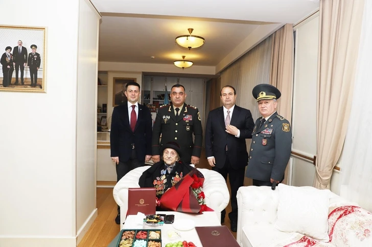 Государственная служба наградила 102-летнюю ветерана войны