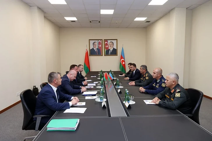 Азербайджан и Беларусь обсудили обмен технологиями и поставки военной продукции