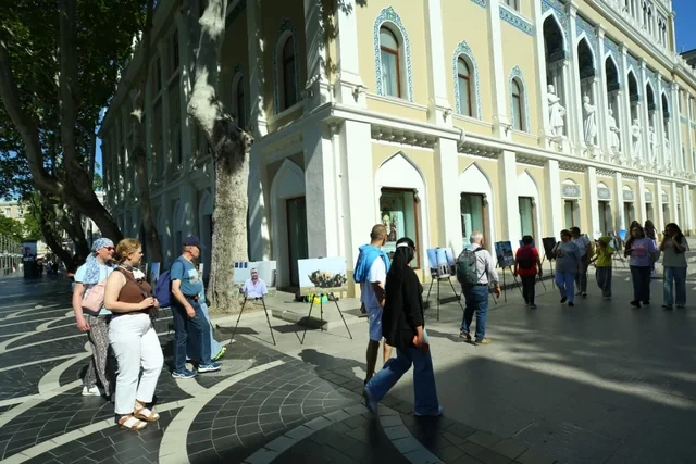 Media.az - Новости Азербайджана - В центре Баку прошла выставка фотографий о минном загрязнении и судьбах людей