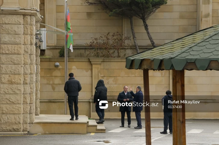 Media.az - Новости Азербайджана - Трагедия в бакинском лицее: десятиклассник застрелил учителя