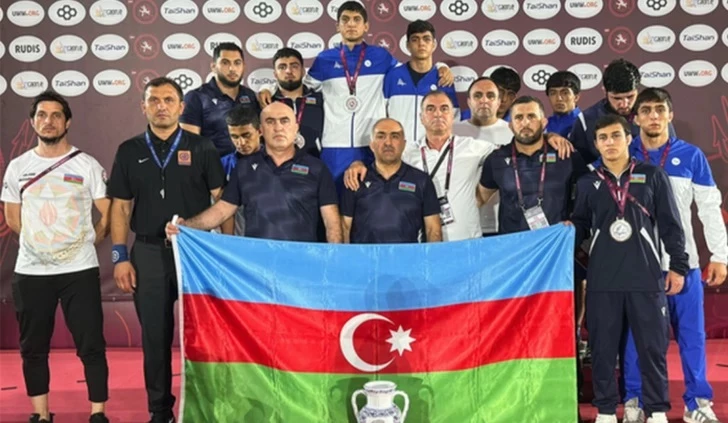 Сборная Азербайджана по вольной борьбе заняла второе место на чемпионате Европы