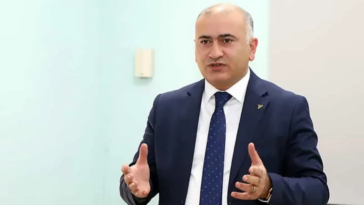 Media.az - Новости Азербайджана - Газон Бакинского олимпийского стадиона обновили перед матчем «Сабах» - «Славия»