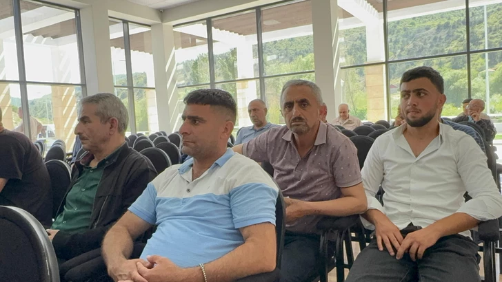 Media.az - Новости Азербайджана - Прибывшие в село Бейлик Лачынского района переселенцы поселились в своих новых домах