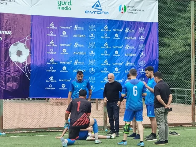 Media.az - Новости Азербайджана - В Гусаре прошел турнир по мини-футболу среди представителей СМИ: сотрудник Oxu.Az удостоен награды