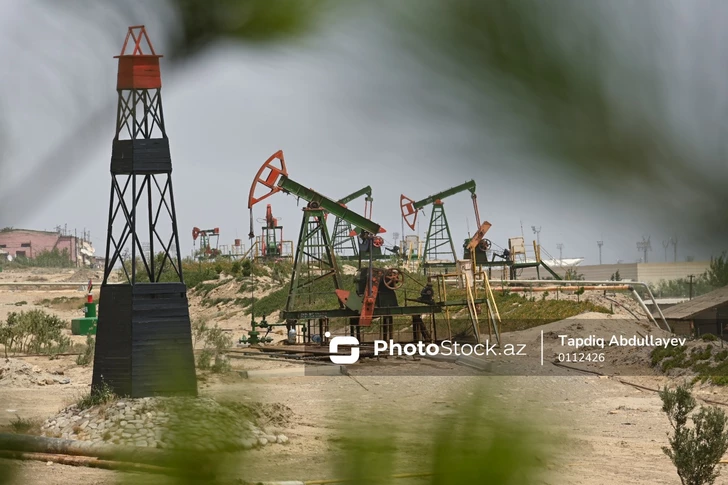 Падение цен на азербайджанскую нефть Azeri Light превысило 5%