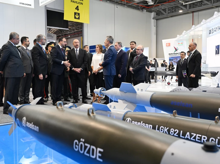 Media.az - Новости Азербайджана - Президент Ильхам Алиев ознакомился с выставками ADEX 2026 и Securex Caspian