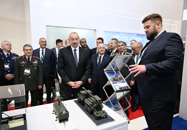 Media.az - Новости Азербайджана - Президент Ильхам Алиев ознакомился с V выставкой ADEX-2024 и выставкой Securex Caspian